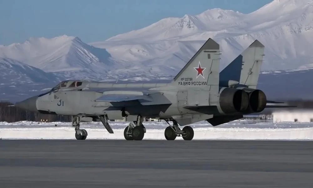 Ο δολοφονικός Ρωσικός συνδυασμός μαχητικών MIG-31 εξοπλισμένων με πυραύλους R-37M απέναντι στα "Ουκρανικά" F-16